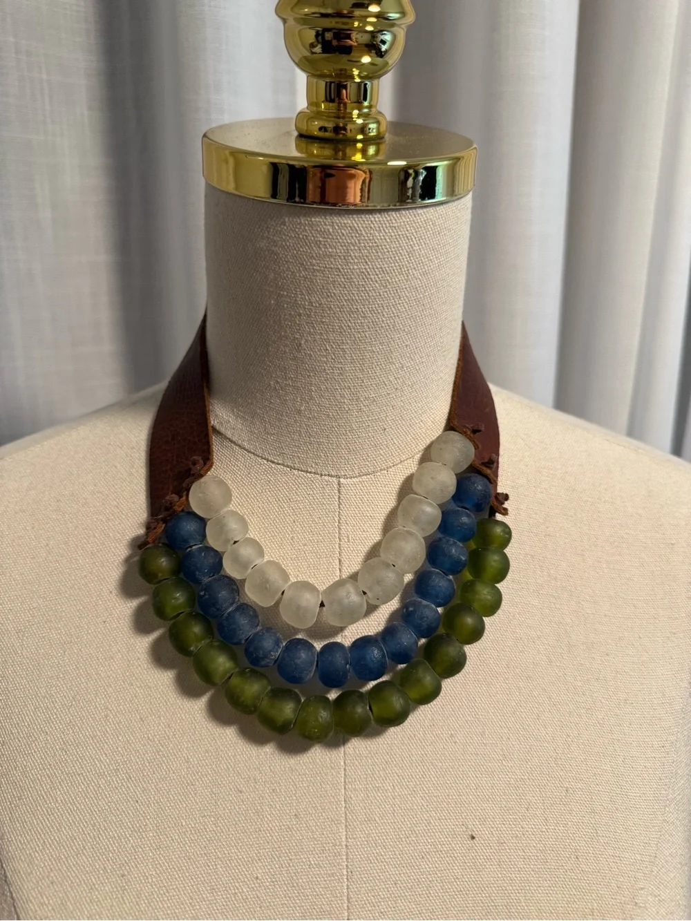Leather and sea glass, handmade, choker style necklace. - Picture 2 of 4